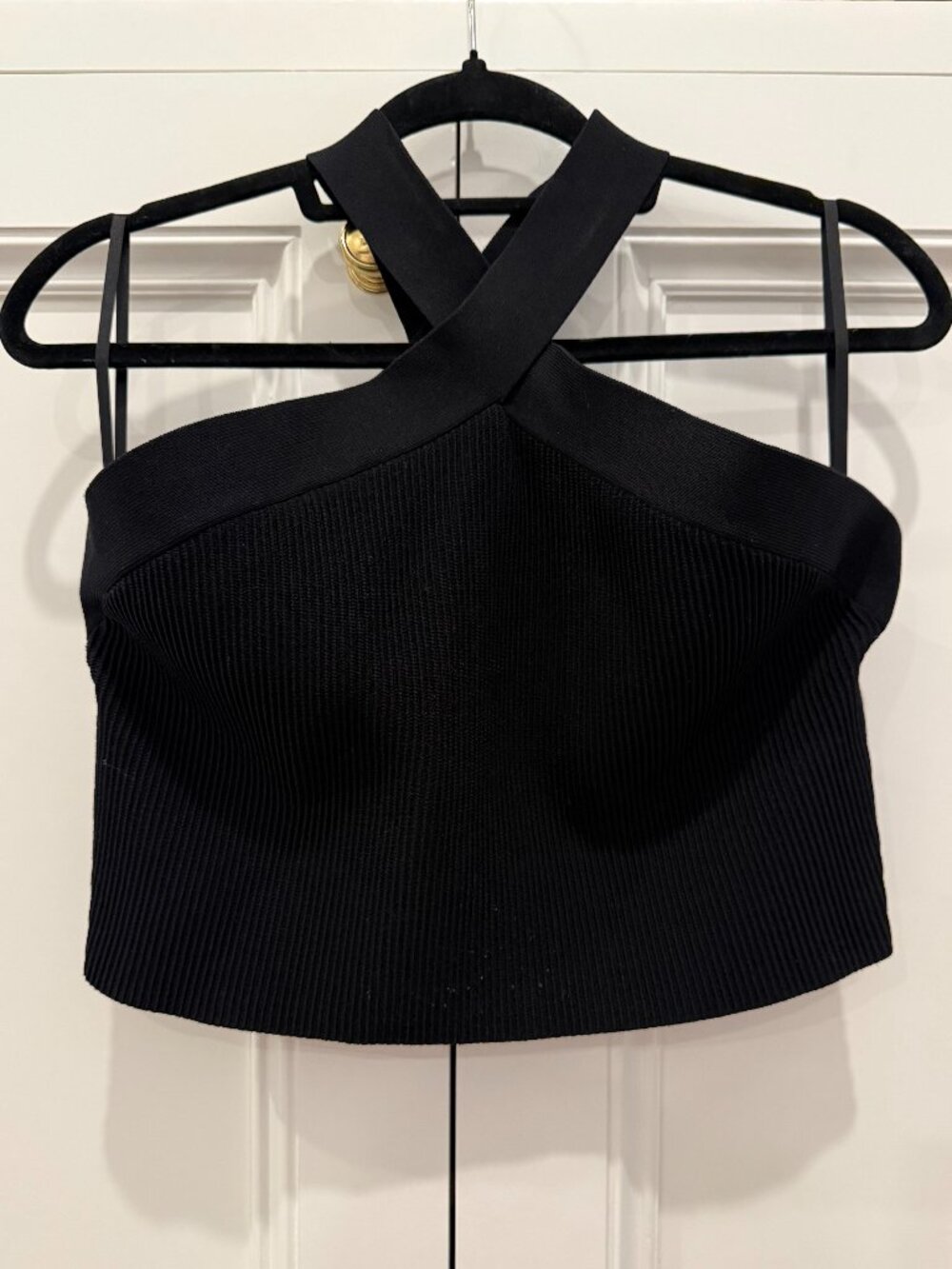 Babaton/ Aritzia- Sculpt Knit Criss Cross Cropped Tank